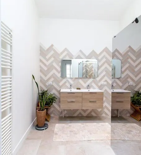 Merveille Des Chartrons *